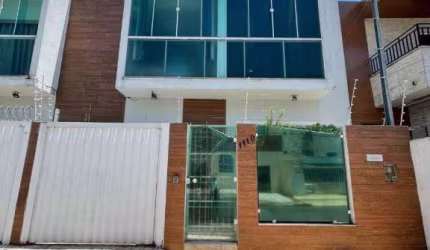 Sobrado com 3 dormitórios à venda, 90 m² por R$ 2.200.000,00 - Centro - Balneário Camboriú/SC