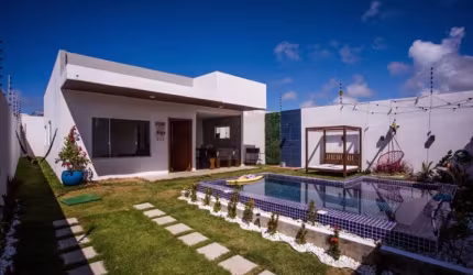 Encantadora Casa com piscina privativa em Arembepe