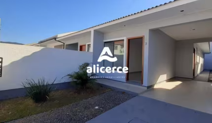 Casa à venda com 3 quartos 1 suíte, 95m² em Forquilhas São José