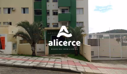 Apartamento à venda com 2 quartos , 85m² em Forquilhinha São José