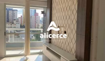 Apartamento com 3 dormitórios, sendo 1 suíte no Bairro Campinas -São José/SC