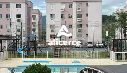 Apartamento à venda com 2 quartos , 54m² em Aririú Palhoça