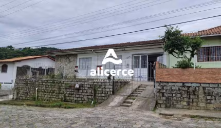 Casa à venda com 3 quartos 1 suíte, 155m² em Forquilhinha São José