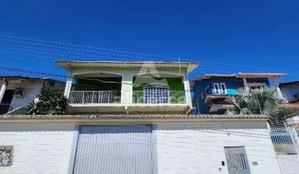 Casa à venda com 3 quartos 1 suíte, 264m² em Forquilhinha São José