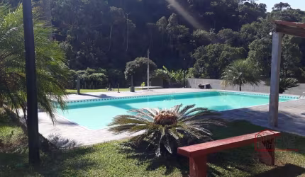 Chácara para Venda em Teresópolis, Canoas, 4 dormitórios, 1 suíte, 3 banheiros