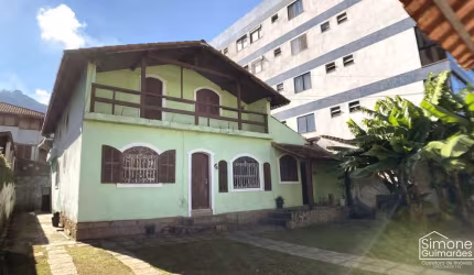 Casa Comercial para Venda em Teresópolis, Bairro de Fatima, 3 dormitórios, 1 suíte, 2 banheiros, 4 vagas