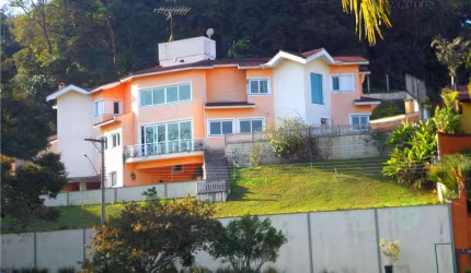 Casa residencial à venda, Condomínio Arujazinho I, II e III, Arujá - CA0037.