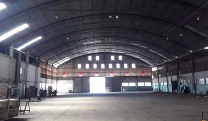 Galpão à venda, 3600 m² por R$ 11.000.000,00 - Centro Industrial - Arujá/SP