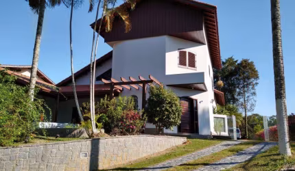 Casa com 3 dormitórios à venda, 435 m² por R$ 1.700.000,00 - Condomínio Arujazinho I, II e III - Arujá/SP
