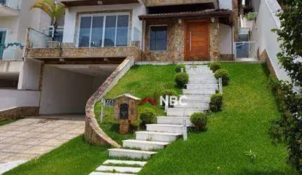 Casa com 3 suítes, sendo 1 master, à venda, 371 m² por R$ 2.200.000 -  Condomínio Arujá V - Arujá/SP