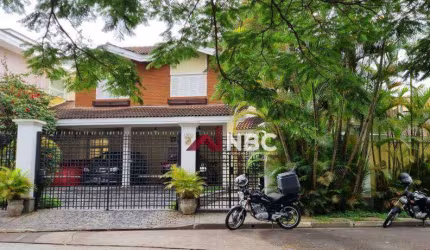 Casa com 4 dormitórios para venda, 620 m² por R$ 3.500.000,00 - Jardim Planalto - Arujá/SP
