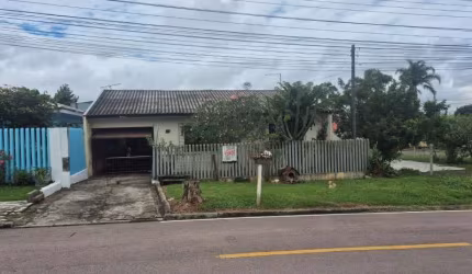 ***CASA NO ESTAÇÃO***