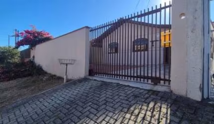 CASA NO BAIRRO FAZENDA VELHA