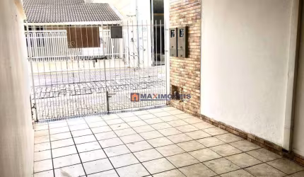 Casa com 2 dormitórios para alugar por R$ 3.108,36/mês - Centro - Atibaia/SP