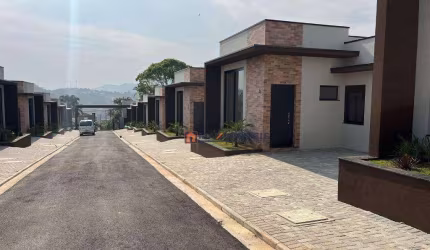 Casa com 3 dormitórios à venda, 96 m² por R$ 880.000,00 - Chacara Itapetinga - Atibaia/SP