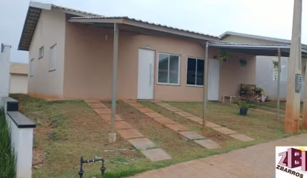 Casa em Condomínio à Venda em Boituva-SP - 2 Quartos, 1 Sala, 1 Banheiro, 1 Vaga de Garagem - Ótima Oportunidade!