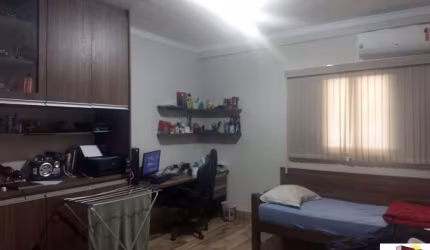 Vendo casa no Jardim Santa Cruz na cidade de Boituva.