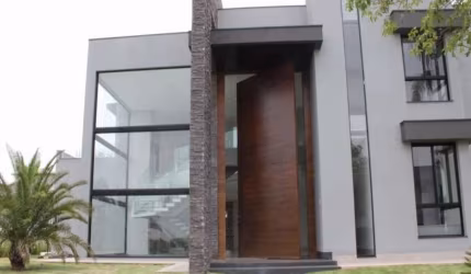 Lindíssima casa a venda no Condomínio Fazenda Alvorada