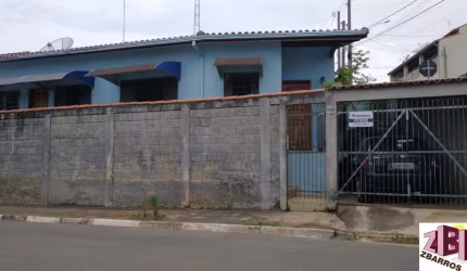 Casa a venda, 3 dormitórios , 1 vaga.