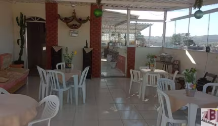 Imóvel imperdível em Suzano-SP: casa para venda ou locação no bairro Boa Vista com 3 quartos, 1 suíte, 3 salas, 3 banheiros, 2 vagas de garagem e 300m².