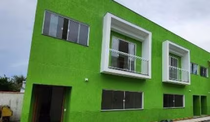 CASA EM CONDOMINIO