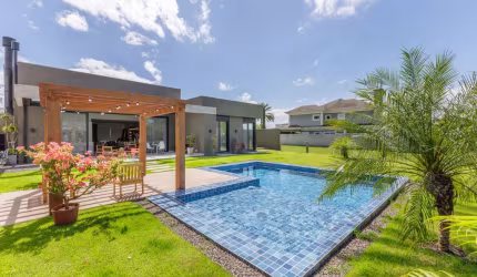 Casa em condomínio fechado com 3 quartos à venda na Avenida Juca Batista, 8000, Belém Novo, Porto Alegre por R$ 3.300.000