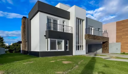 Casa em condomínio fechado com 4 quartos à venda na Avenida Juca Batista, 8000, Belém Novo, Porto Alegre por R$ 2.500.000