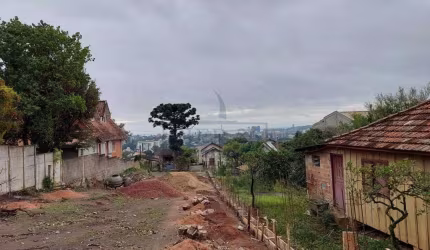 Terreno à venda na Rua Liberal, 1265, Tristeza, Porto Alegre por R$ 460.000