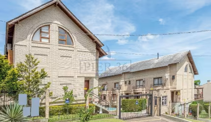 Casa em condomínio fechado com 3 quartos à venda na Rua Curupaiti, 260, Cristal, Porto Alegre por R$ 777.000