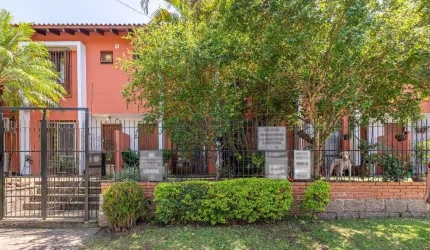 Casa em condomínio fechado com 3 quartos à venda na Avenida Oswaldo Gonçalves Cruz, 108, Ipanema, Porto Alegre por R$ 700.000