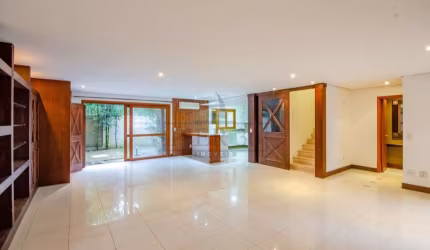 Casa em condomínio fechado com 4 quartos à venda na Travessa Pedra Redonda, 142, Jardim Isabel, Porto Alegre por R$ 1.490.000