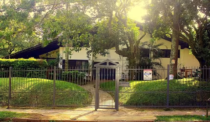 Casa com 4 quartos à venda na Rua Padre João Batista Reus, 180, Vila Conceição, Porto Alegre por R$ 2.800.000