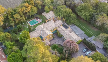 Casa com 3 quartos à venda na Avenida Coronel Marcos, 381, Pedra Redonda, Porto Alegre por R$ 6.400.000