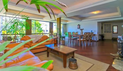 Casa com 3 quartos à venda na Rua Doutor Benjamin Camozato, 70, Jardim Isabel, Porto Alegre por R$ 1.160.000