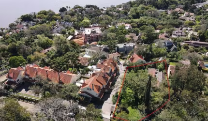 Terreno à venda na Rua Professor Ildefonso Gomes, 417, Vila Conceição, Porto Alegre por R$ 1.500.000