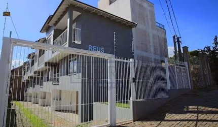Casa em condomínio fechado com 2 quartos à venda na Rua Padre João Batista Reus, 2754, Camaquã, Porto Alegre por R$ 460.000