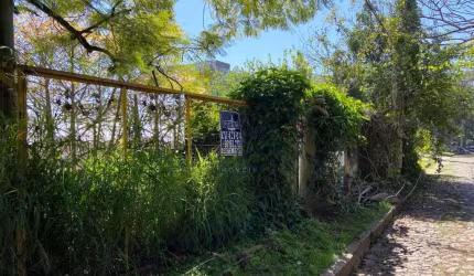 Terreno à venda na Rua Bororó, 255, Vila Assunção, Porto Alegre por R$ 790.000