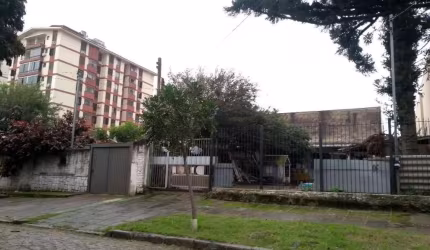 Terreno à venda na Rua José Gomes, 570, Tristeza, Porto Alegre por R$ 650.000