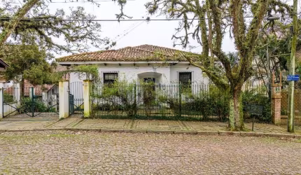Casa com 3 quartos à venda na Rua Nossa Senhora Aparecida, 59, Vila Conceição, Porto Alegre por R$ 1.990.000