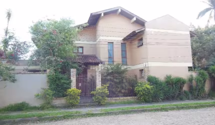 Casa com 3 quartos à venda na Rua Doutor Armando Barbedo, 133, Tristeza, Porto Alegre por R$ 1.216.000
