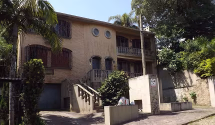 Casa com 6 quartos à venda na Praça José Assunção, 50, Vila Assunção, Porto Alegre por R$ 1.500.000