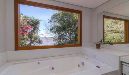 Casa com 4 quartos à venda na Rua Barreto Leite, 71, Vila Conceição, Porto Alegre por R$ 2.800.000