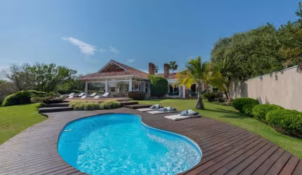 Casa em condomínio fechado com 3 quartos à venda na Avenida Juca Batista, 8000, Belém Novo, Porto Alegre por R$ 3.490.000