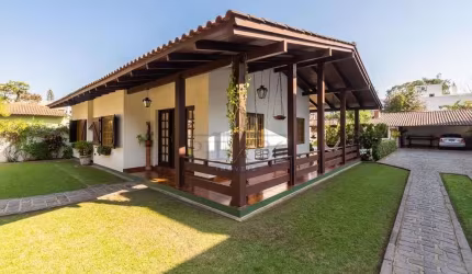 Casa com 3 quartos à venda na Travessa Pastor Agostinho, 103, Tristeza, Porto Alegre por R$ 1.800.000