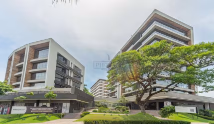 Sala comercial à venda na Avenida Wenceslau Escobar, 2714, Tristeza, Porto Alegre por R$ 415.000