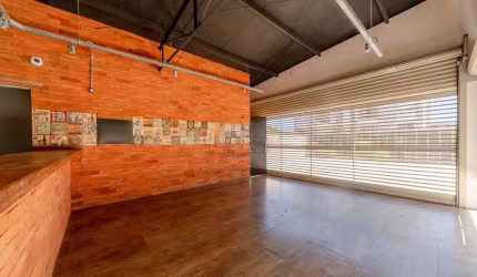 Ponto comercial à venda na Rua Doutor Mário Totta, 651, Tristeza, Porto Alegre por R$ 400.000