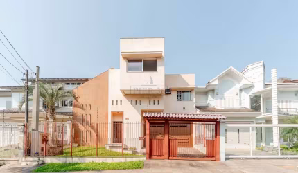 Casa com 4 quartos à venda na Avenida Fábio Araújo Santos, 1164, Nonoai, Porto Alegre por R$ 1.198.000