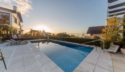 Casa com 5 quartos à venda na Rua Coroados, 1255, Vila Assunção, Porto Alegre por R$ 4.250.000