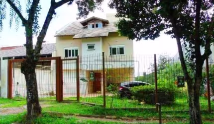 Casa com 3 quartos à venda na Avenida Arlindo Pasqualini, 845, Jardim Isabel, Porto Alegre por R$ 998.000
