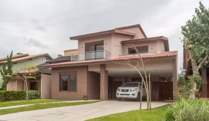 Casa em condomínio fechado com 4 quartos à venda na Avenida Juca Batista, 8000, Belém Novo, Porto Alegre por R$ 2.300.000